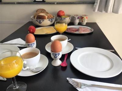 Villa Suisse Bed & Breakfast - 20