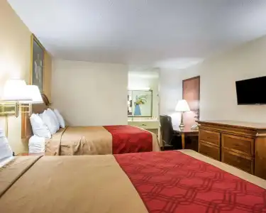 Econo Lodge Inn & Suites Macon West - 5