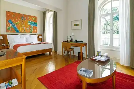 Tomtom Suites - 34