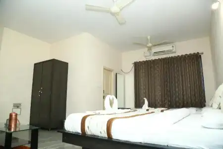 Soundarya - 49