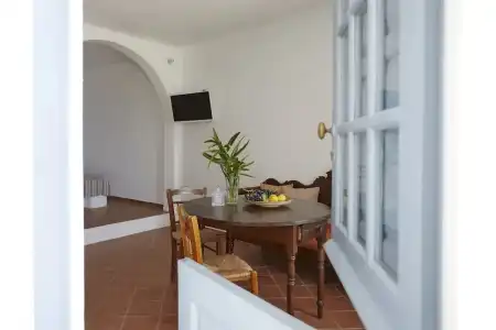 Allure Breeze Suites - 14