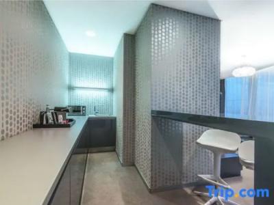 NH Bratislava Gate One - 79