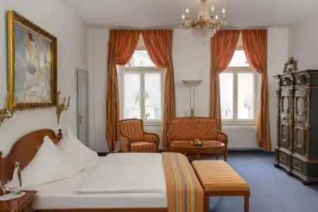 Goldener Löwe - 36