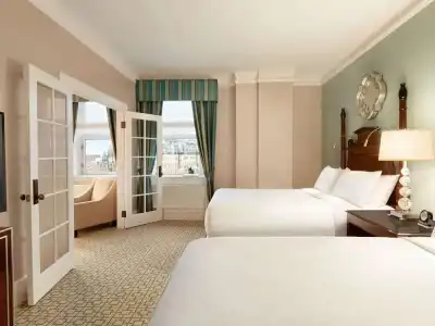 Fairmont Chateau Laurier Gold Experience - 90