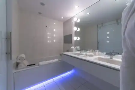 Hôtel Le Strato - 56
