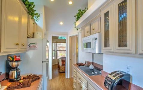 Sedona Pines Resort - 11