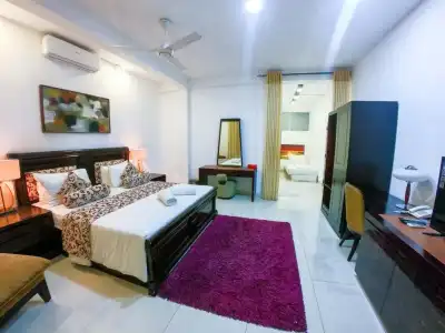 Romance Hills - 161