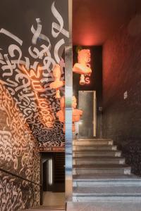 Globe Runner Rooms & Dorms - 12