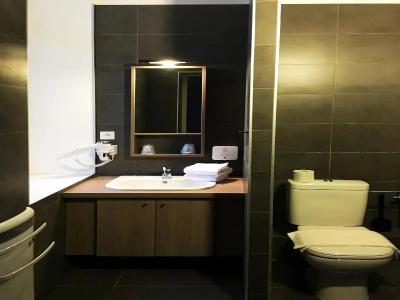 Adonis Strasbourg - 32