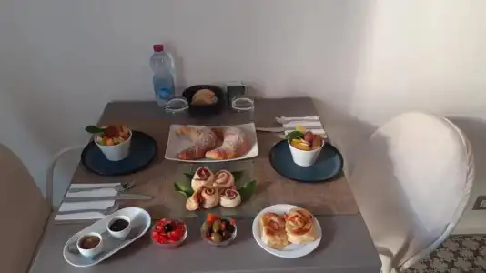 B&B Bianco E Blu - 10