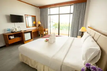 Surin Majestic - 64