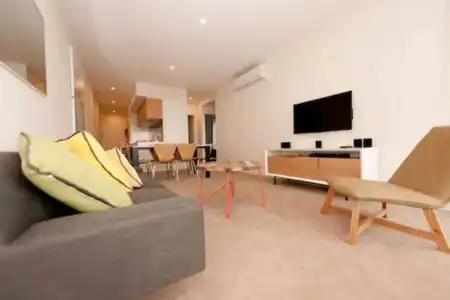Vine Serviced Apartments - 57
