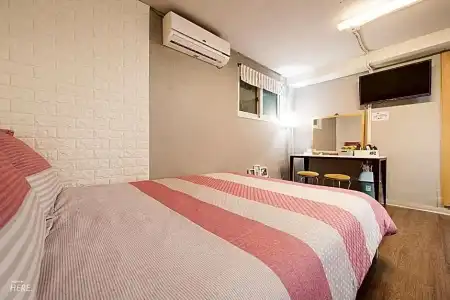 Hongdae Style Guesthouse - 94