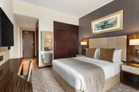 Hawthorn Suites by Wyndham Center - 49