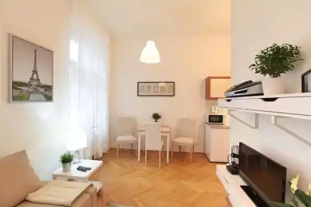 Angel City Apartments - 30