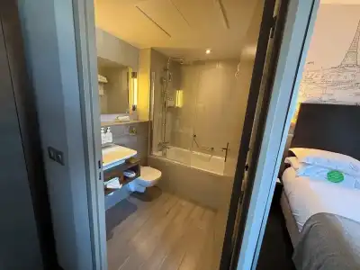 Holiday Inn Paris - Montmartre by IHG - 51