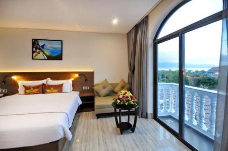 Crown Nguyen Hoang - 79