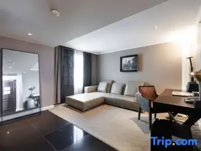 S15 Sukhumvit - 73