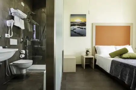 33 Baroni & Palazzo Piro - 36