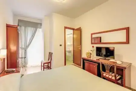 Flavio Rome - 1