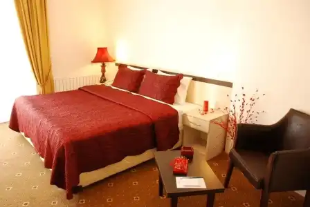 Otel Bossinop - 3