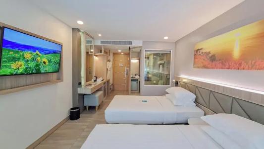 Clarian Beach Patong - 112