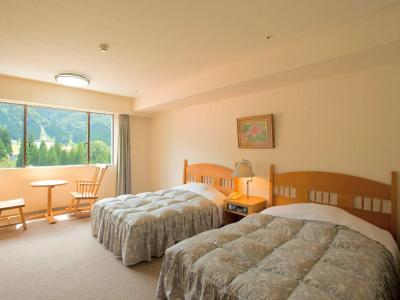Tateyama Kokusai - 3