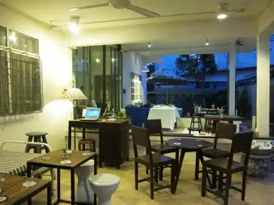Baan Rare Guesthouse - 13