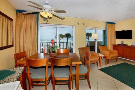 Tropic Sun Towers - 114