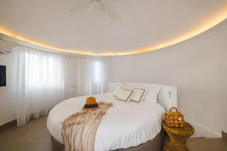 Rocabella Santorini & SPA - 49