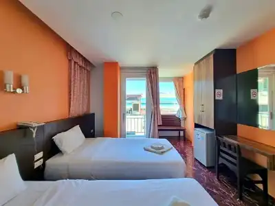 77 Patong & Spa - 90