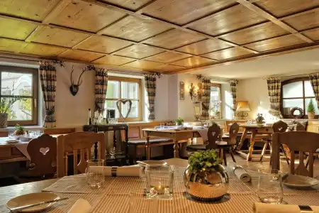 Bayerischer Hof - 19