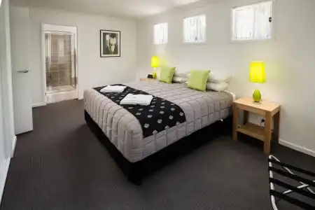 Wallsend Executive Apartments - 60