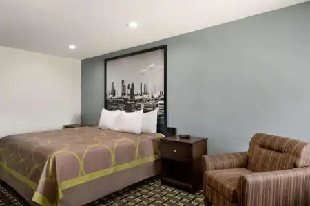 Super 8 By Wyndham Houston/Dtwn/I-610 - 29