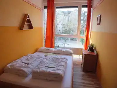 Max Hostel - 9