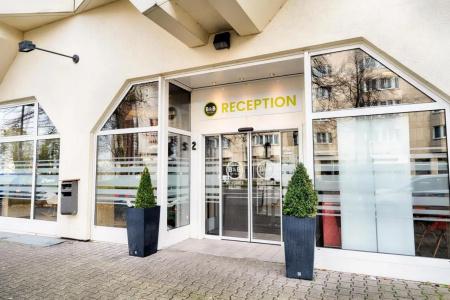 B&B Düsseldorf-Hbf - 30