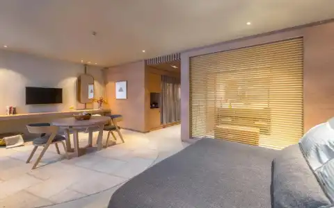 Omm Inn - 42
