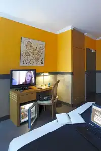 Hôtel Amoi Vieux Port - Marseille - 69