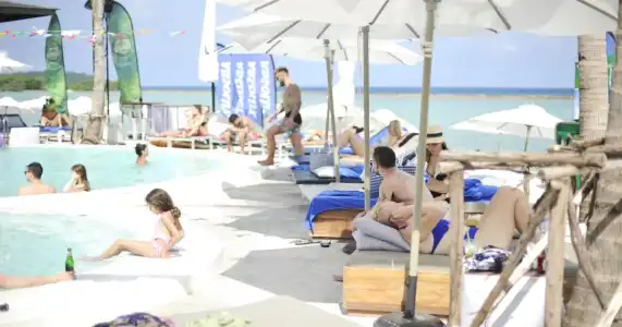 Escudo Beach Club - 29