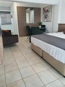 Larnaca Bay Suites - 90