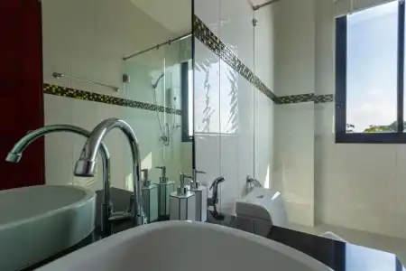 Rossarin Sea View Patong - 51