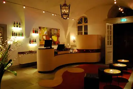 Ulfsunda Slott - 1