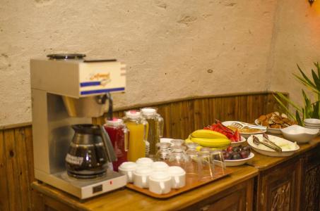 Tulip Cave Suites - 12