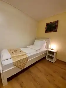 Esos Quelle - 29