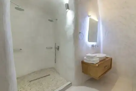 Daydream Luxury Suites - 68