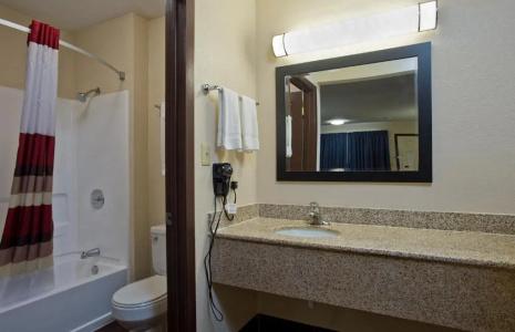 Red Roof Inn Corpus Christi South - 26