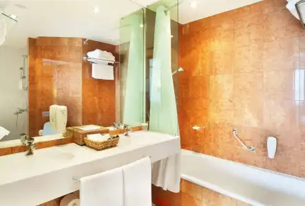 Holiday Inn Helsinki - Expo by IHG - 8