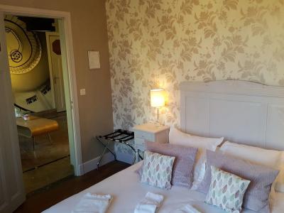 Le Castel Guesthouse - 5