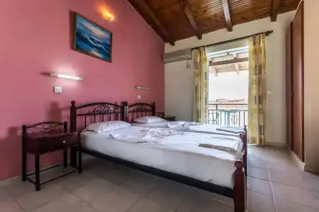 Vossos Apartments - 16