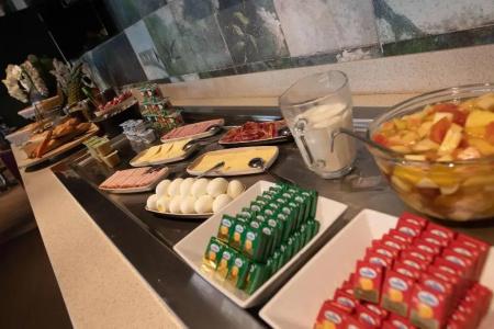 ibis Styles Clermont Ferrand Le Brezet Aeroport - 9